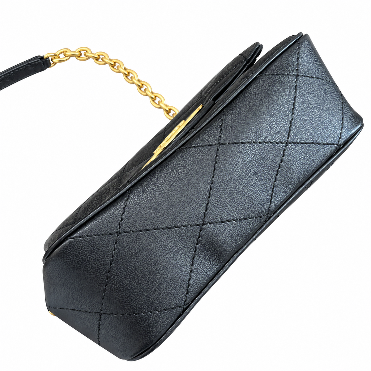 Burberry Noir Elegance Quilted Chain Bag